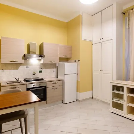 Apartman House Corso Dogali Aquarium